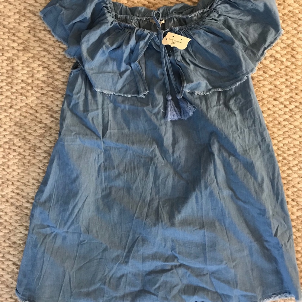 Easel Off the Shoulder Chambray Dress